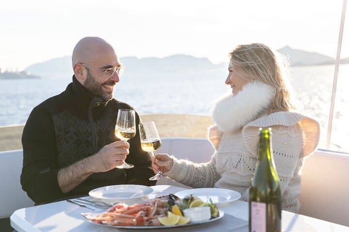 Evening private cruise in Bergen, possibility for a swim 2