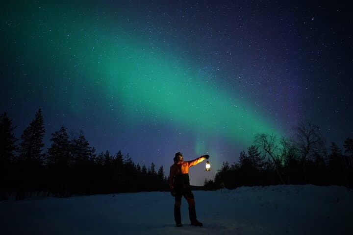 Northern Lights Hunting Photography in Rovaniemi Finland 4
