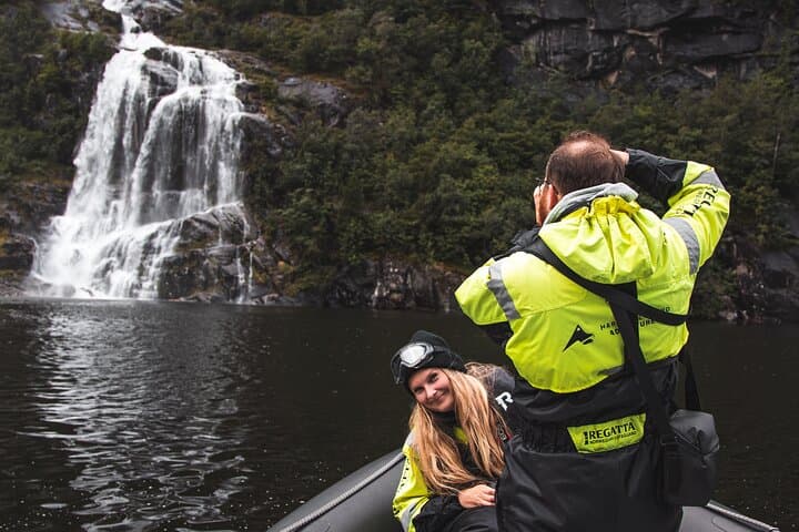 Scenic Hardangerfjord & Fyksesund RIB adventure from Norheimsund 3
