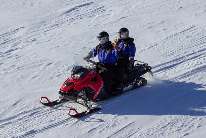 2 Hours Snowmobile Safari to the Levi Nature 4