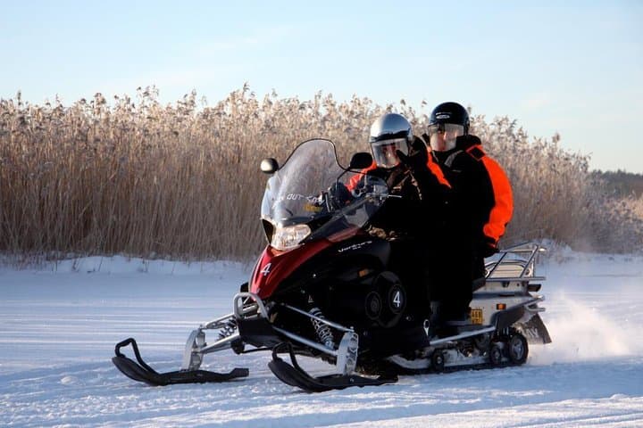 Snowmobile Safari in Helsinki Archipelago with Lunch 2