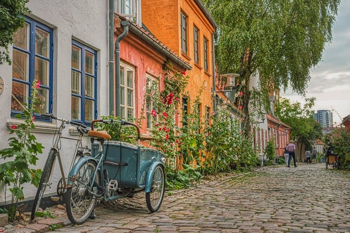 Jewels of Aarhus – Guided Walking Tour