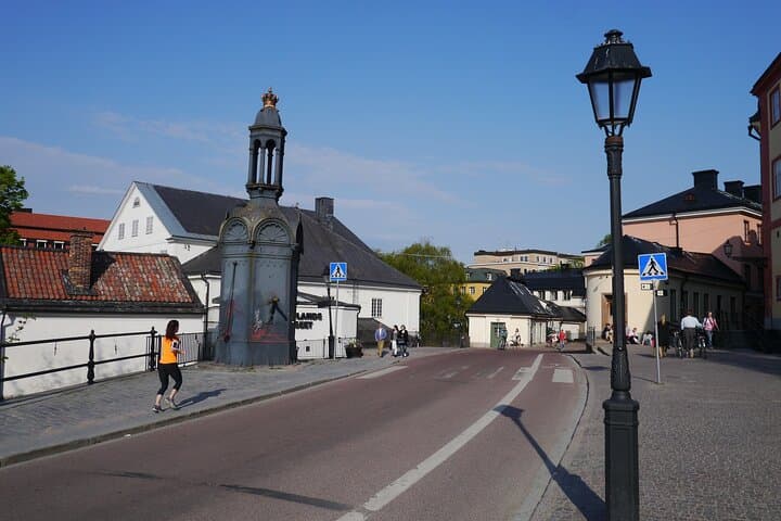 Uppsala Must See 2h city walk - 2h tour of all big attractions! 3