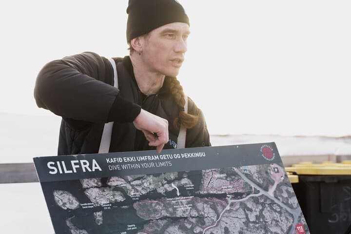 Private Silfra Snorkeling 6 p. group - Meet on Location - with Underwater Photos 5