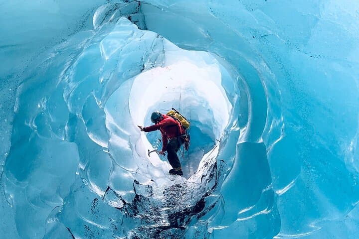 Glacier Hike at Solheimajokull in Small Group (6 pers max) 2